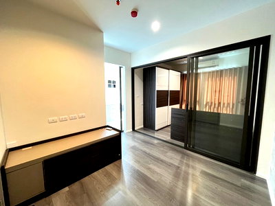 ขายคอนโด : 💥รหัส STTP270516S💥 📢📢For Sale The Stage Taopoon Interchange (1 Bed 26.65 ตร.ม/2.20 ล้าน) ชั้น 27 ใกล้เกตเวย์/ใกล้ MRT สนใจ Line ID: @atfirm