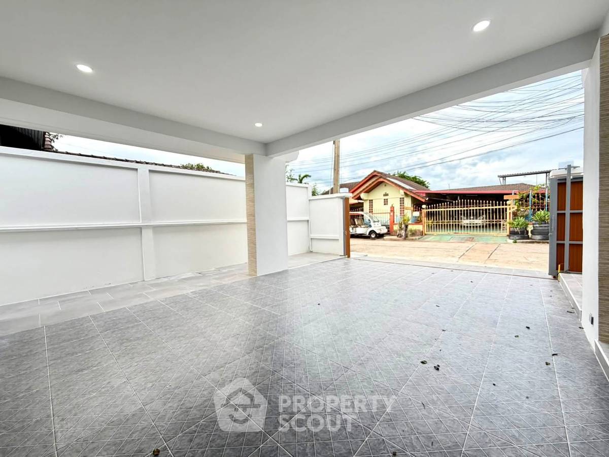 รูป บ้านเดี่ยว 3 ห้องนอน ขนาด 160 ตร.ม. สำหรับขายใน Areeya Villa พัทยา (ID 3314066) - รูปที่ 6/15
