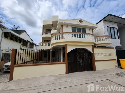 5 bed 4 bath 6760604