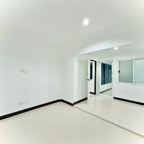 ให้เช่าบ้านเดี่ยว 8 ห้องนอน 96 ตร.ว. เขตบึงกุ่ม