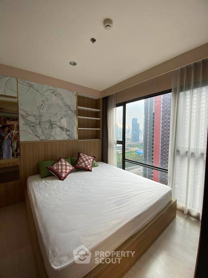 picture 28th-Floor 2-BR For Rent At Rhythm Asoke Near MRT Phra Ram 9 (ID 3315539) - 9/14