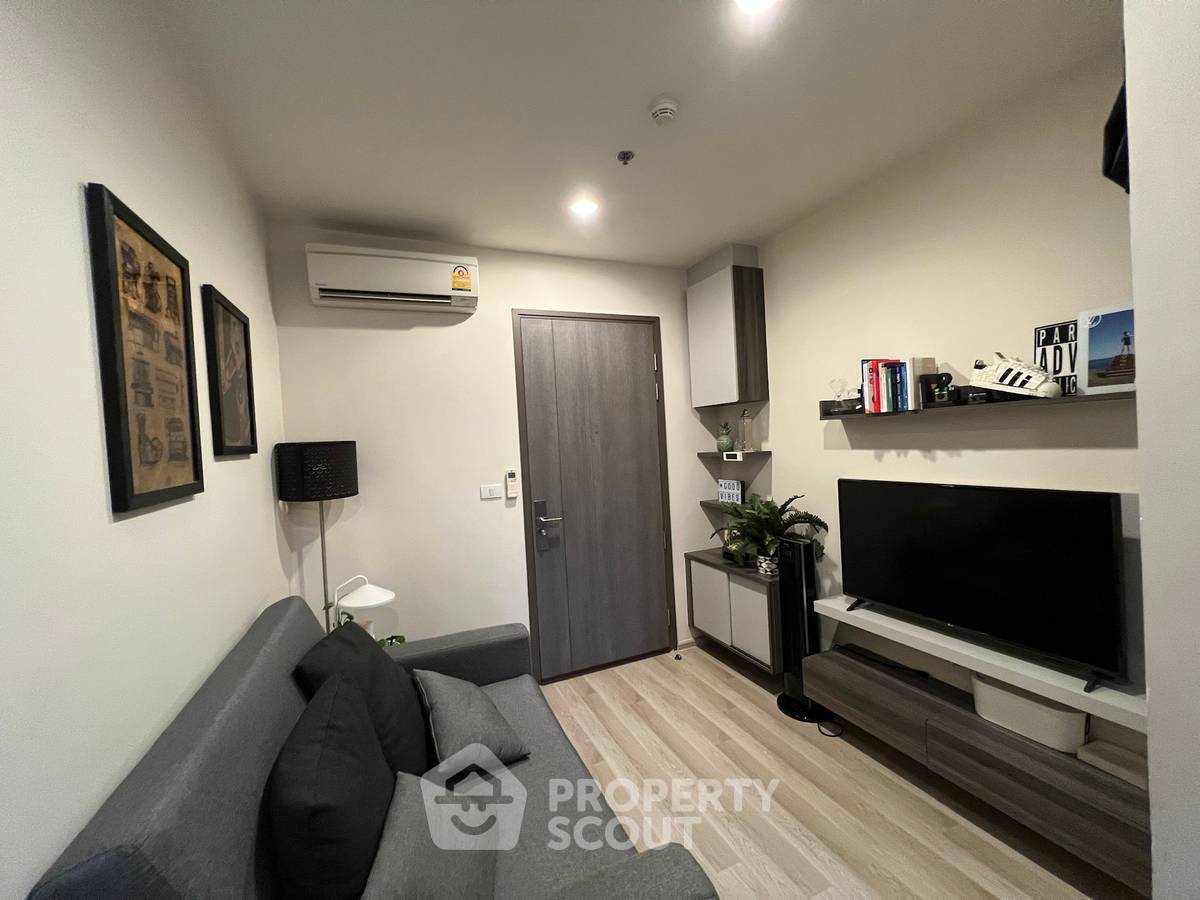 picture 1-BR Condo at Centric Ratchada - Huai Khwang near MRT Huai Khwang (ID 675116) - 1/11