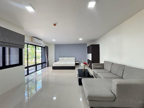 ขายคอนโด Park Village อ่อนนุช-สุวรรณภูมิ 77.13 ตรม. Fix ที่จอดรถ รีโนเวทพร้อมอยู่ ใกล้MRT สถานีศรีนุช