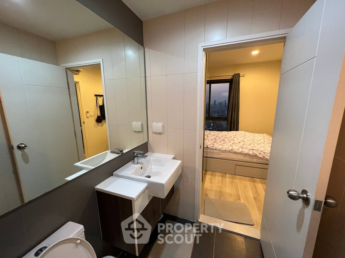 picture 1-BR Condo at Centric Ratchada - Huai Khwang near MRT Huai Khwang (ID 675116) - 9/11
