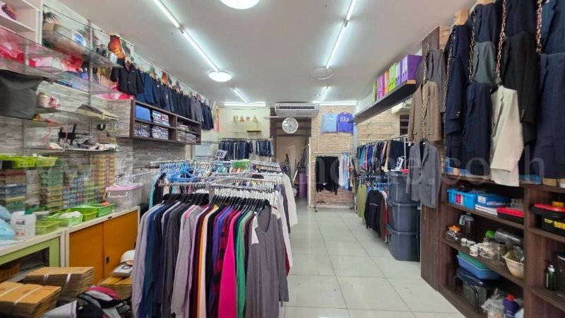รูป โฮมออฟฟิศ 3 ชั้น 2 คูหา 360 ตารางเมตร ติดถนนสุขุมวิท ตรงข้ามโรงกลั่นน้ำมัน IRPC ระยอง ราคาถูก - รูปที่ 22/27