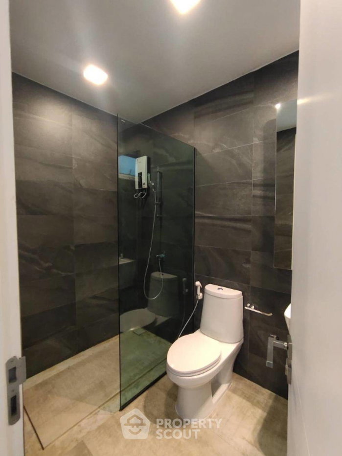 รูป คอนโด 3 ห้องนอน 650 ตร.ม. Prompak Gardens ใกล้ BTS พร้อมพงษ์ (ID 1032317) - รูปที่ 42/48