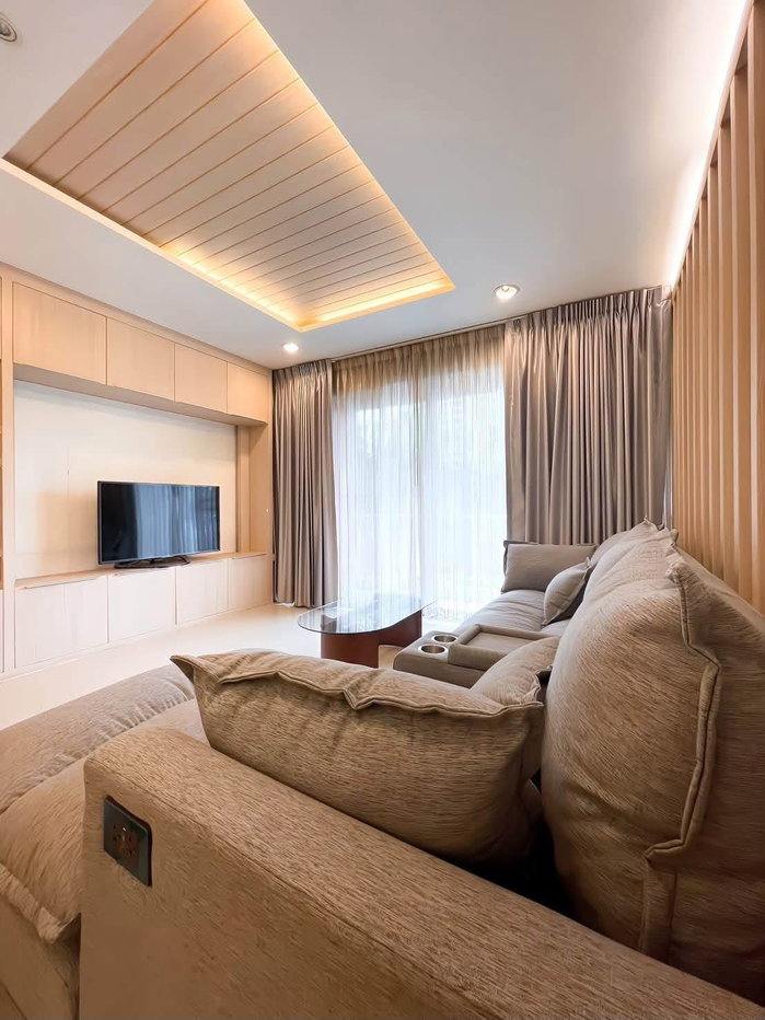 picture Condo for rent near BTS Phromphong - 1/17