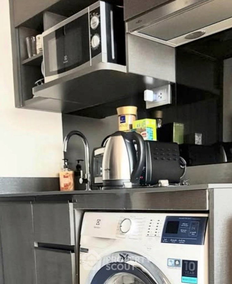 picture 70m To MRT Sukhumvit | 1-BR Ashton Asoke, 31st Floor (ID 3315666) - 2/4