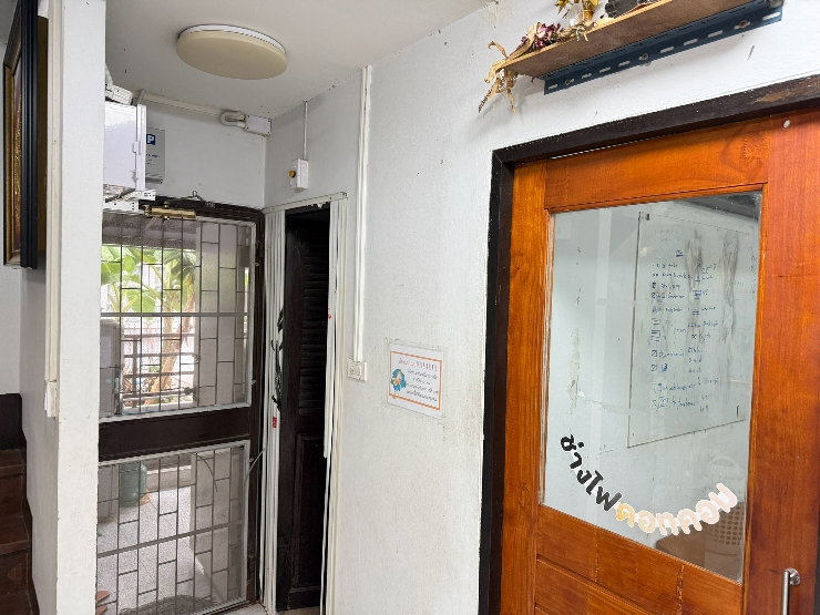 รูป ขายบ้านเดี่ยว 60ตรว. 7 ห้องอเนกประสงค์ 2 ห้องน้ำ หมู่บ้านโหลเด้นเพลส วัชรพล 1/4 ใหล้ทางด้วยสุขาภิบาล5 - รูปที่ 11/44