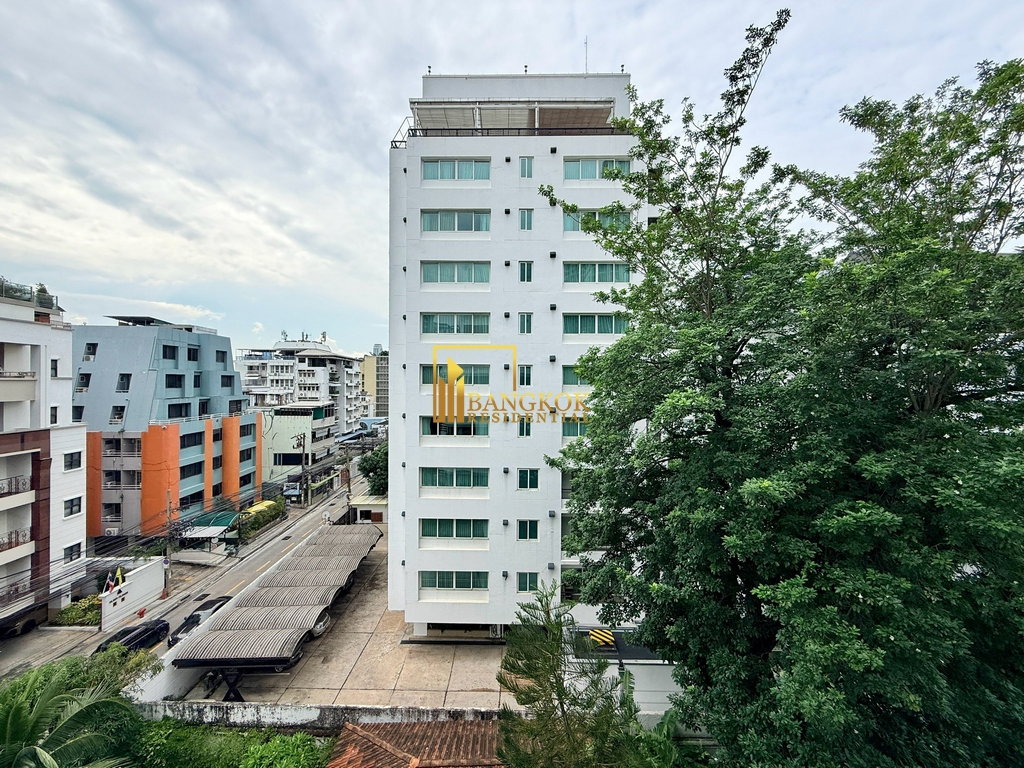 picture Ruam Rudee Penthouse | Charming 3 Bed Property in Phloenchit - BR62104CD - 8/36
