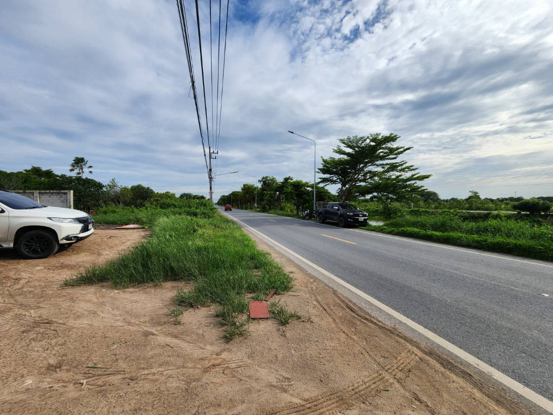 รูป ขายที่ดินแปลงสวย ลาดหลุดแก้ว ปทุมธานี ถ.เลียบคลองใหญ่ 2ไร่1งาน ถมแล้ว ทำรั้วกั้นเขตพื้นที่ครบทุกด้าน พร้อมใช้งาน เพียงวาละ 25,000 - รูปที่ 6/18