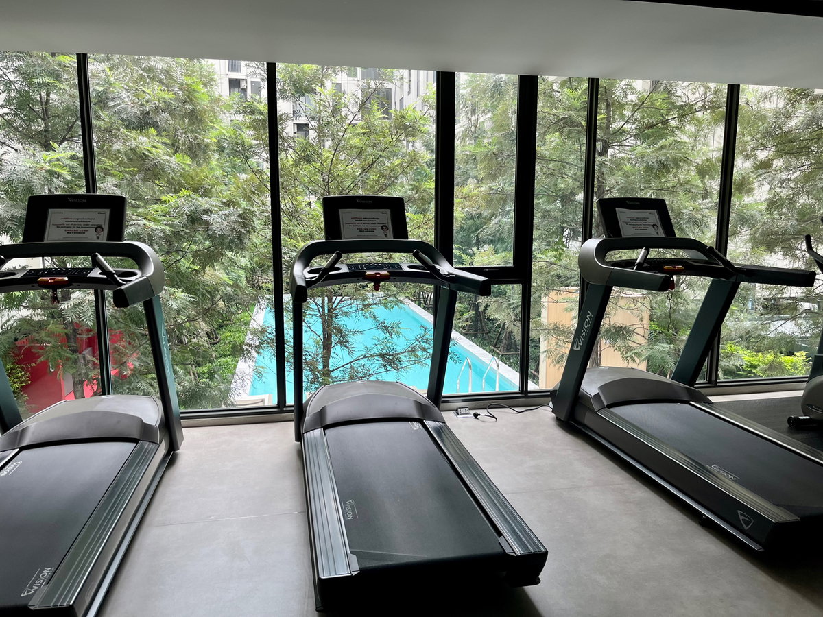 picture Condo for Sale with Existing Tenant | 350 m. from MRT Huai Khwang - 34/39