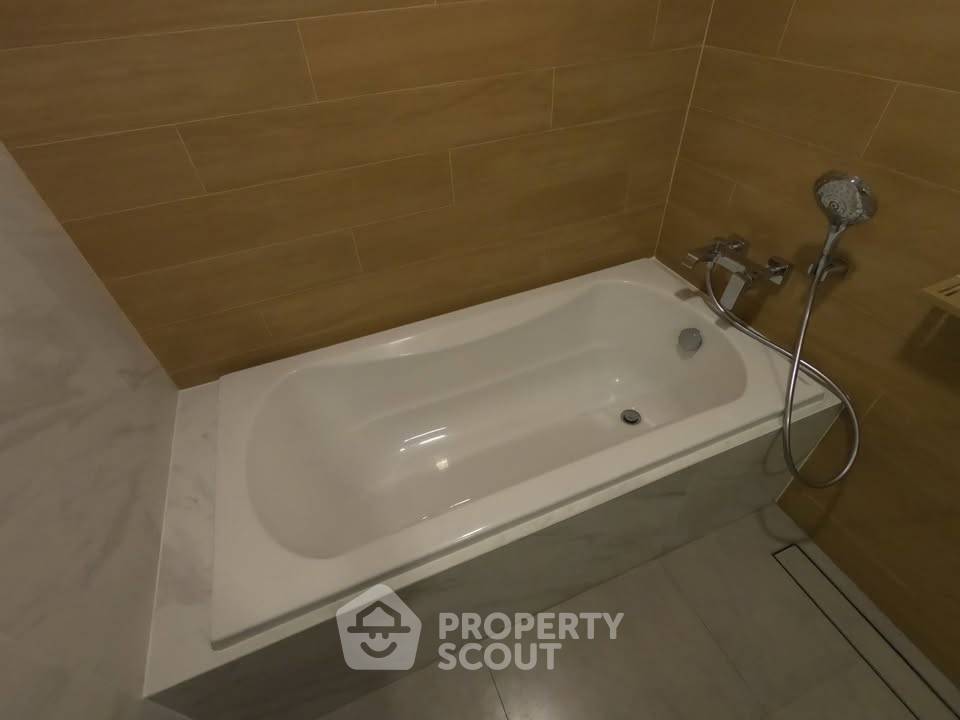 รูป คอนโด 1 ห้องนอน Taka Haus Ekamai 12 ใกล้ BTS เอกมัย ขาย (ID 3315252) - รูปที่ 13/20