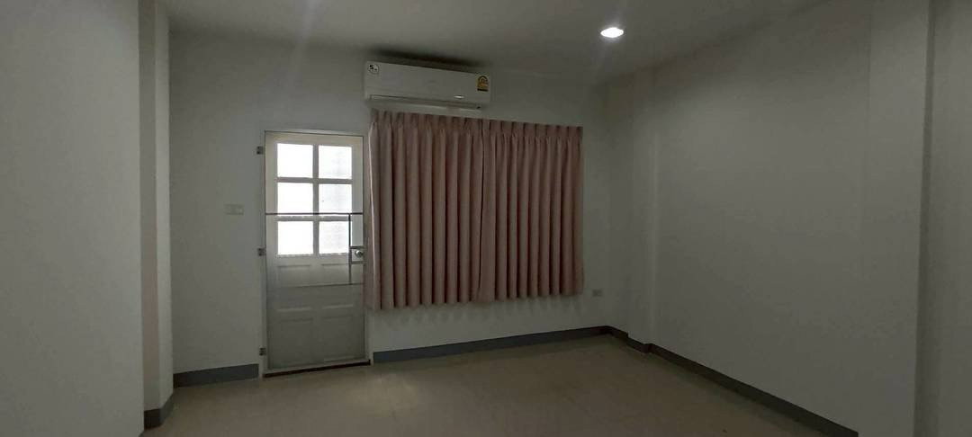 รูป ขายทาวน์โฮม 3 ชั้น หมู่บ้าน 84 แมนชั่น ลาดพร้าว ประดิษฐ์มนูธรรม เลียบด่วนรามอินทรา - รูปที่ 8/11