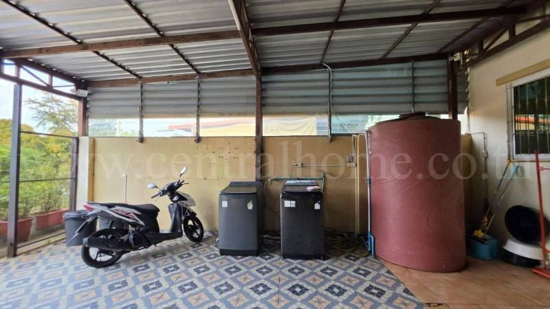รูป โฮมออฟฟิศ 3 ชั้น 2 คูหา 360 ตารางเมตร ติดถนนสุขุมวิท ตรงข้ามโรงกลั่นน้ำมัน IRPC ระยอง ราคาถูก - รูปที่ 24/27