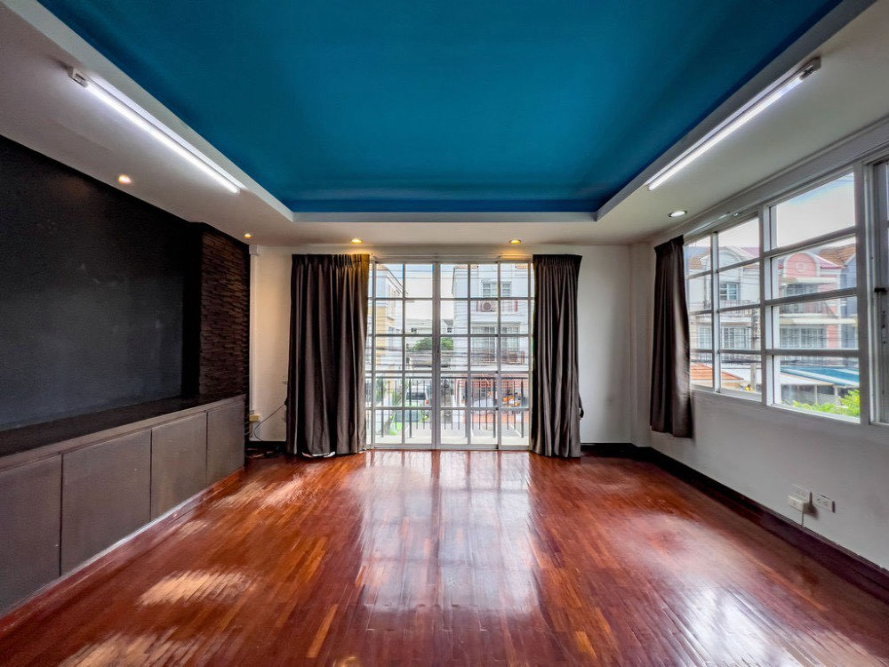 รูป 🏡 Home Office พร้อมอยู่ ลาดพร้าว-วังหิน 34 | หมู่บ้านชาลิสา 6 ห้อง (นอน/ทำงาน) 3 ห้องน้ำ ตกแต่งพร้อมใช้งาน ฟังก์ชันครบ 🚫ไม่รับจดบริษัท🚫 - รูปที่ 14/18