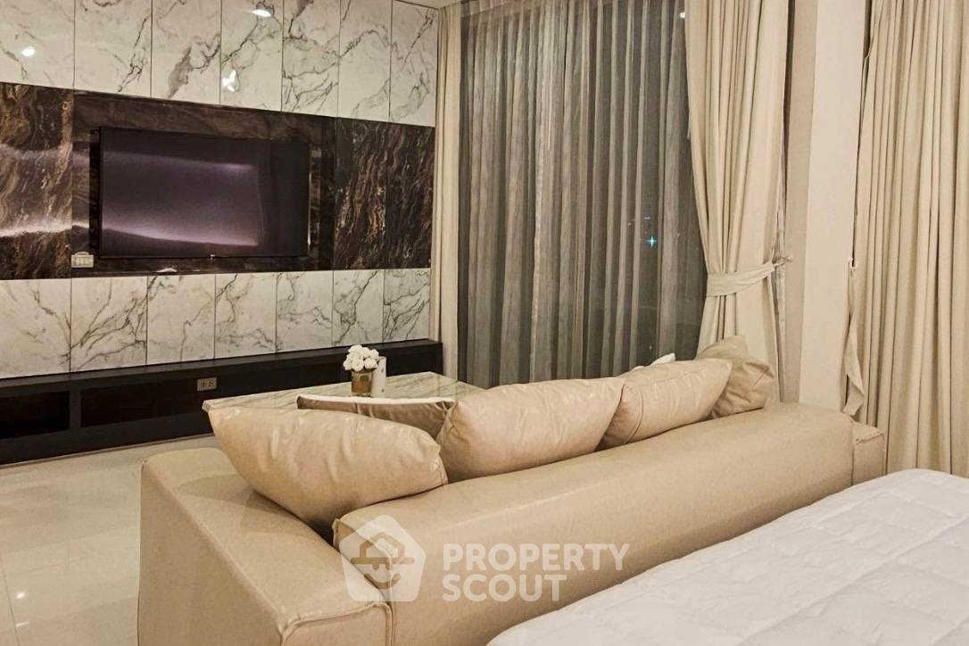 รูป คอนโด 1-ห้องนอน ที่ เดอะ ริเวียร่า วงศ์อมาตย์ ใกล้ ปราสาทสัจธรรม (ID 3304535) - รูปที่ 2/5