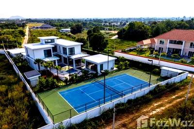 Houses for sale Hua Hin Prachaubkirikhan : 4 Bedroom Villa for sale in Hin Lek Fai, Prachuap Khiri Khan  6773630