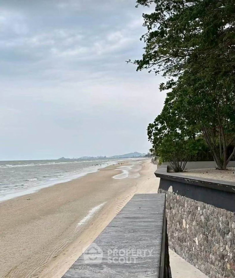 รูป ขายคอนโด 1 ห้องนอนที่ Baan San Kraam ชะอำ (ID 3313947) - รูปที่ 12/13