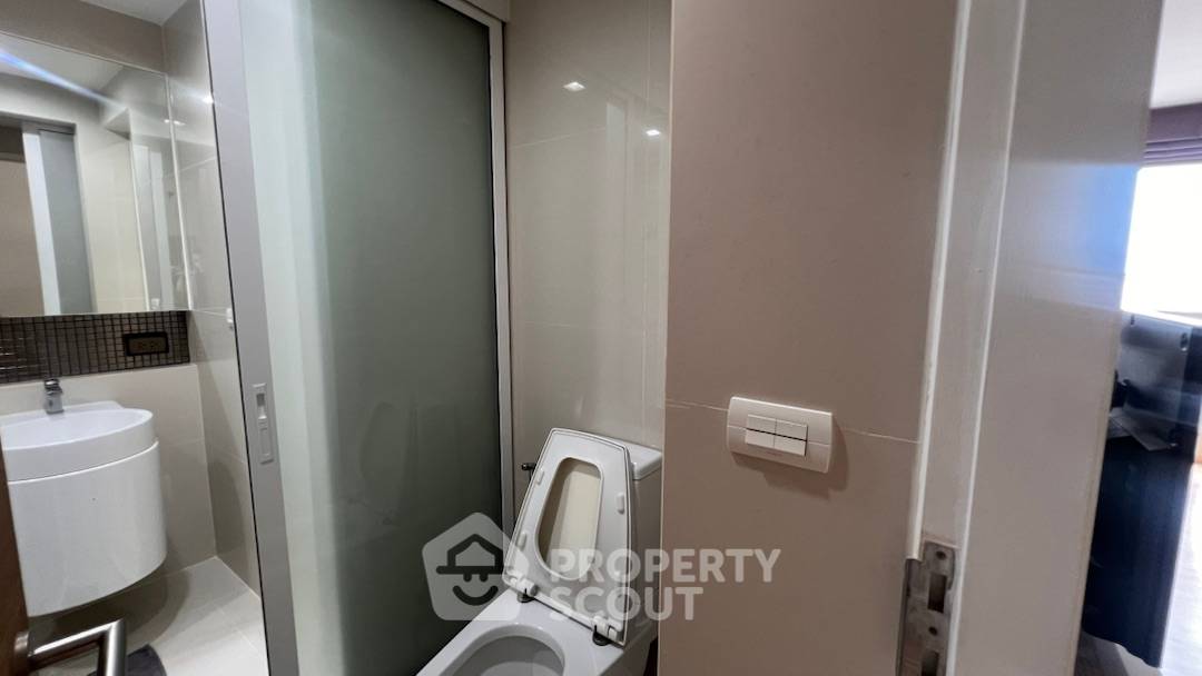 รูป คอนโด 1-ห้องนอน ที่ ริธึ่ม สุขุมวิท 50 ใกล้ BTS อ่อนนุช (ID 457581) - รูปที่ 13/15