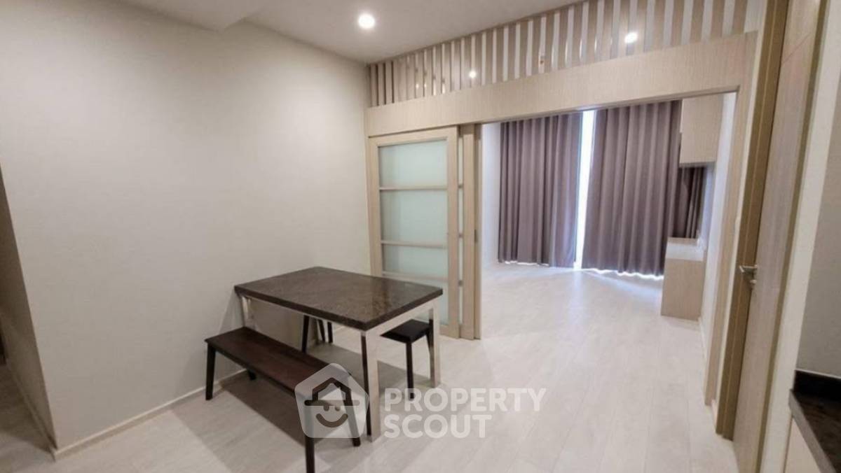 รูป ใกล้ BTS เพลินจิต เพียง 100 ม. | 2 ห้องนอน Noble Ploenchit (ID 3318374) - รูปที่ 2/3
