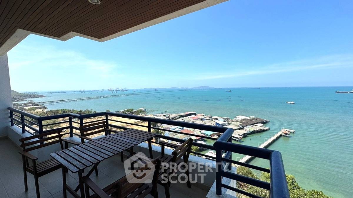 รูป คอนโด 3 ห้องนอน ขนาด 140 ตร.ม. ขายที่ Rama Harbour View Condominium ศรีราชา (ID 3319095) - รูปที่ 22/28