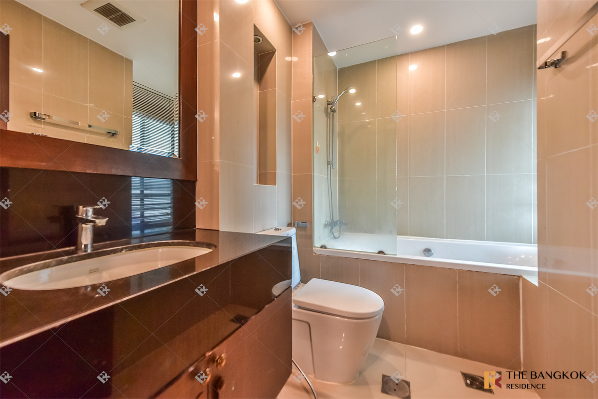 picture Sathorn Garden High-potential Location, Not as Expensive as You Think - 7/10