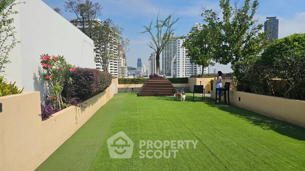 picture Pet-Friendly 1-BR Maestro 39 Sukhumvit 39 Near BTS Phrom Phong (ID 3315963) - 1/11