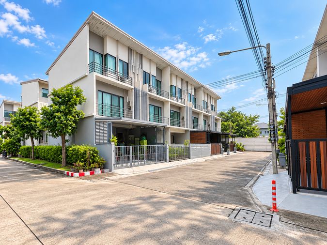 5-bed townhouse for sale, 139 sqm, 18.5 sq wah, J Grand Sathorn - Kalapapruek