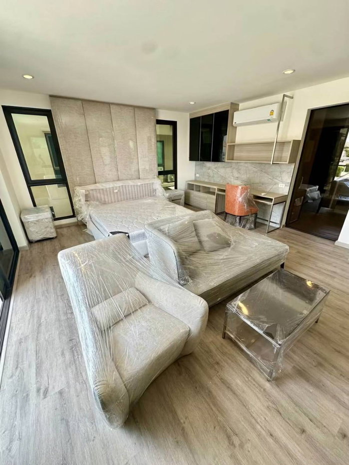 รูป ขายบ้านเดี่ยวหรู 3 ชั้น หลังริม พื้นที่ใหญ่ที่สุดในโครงการ AQ Arbor สวนหลวง ร.9 – พัฒนาการ  Built-in & ตกแต่งใหม่ทั้งหลัง - รูปที่ 11/20