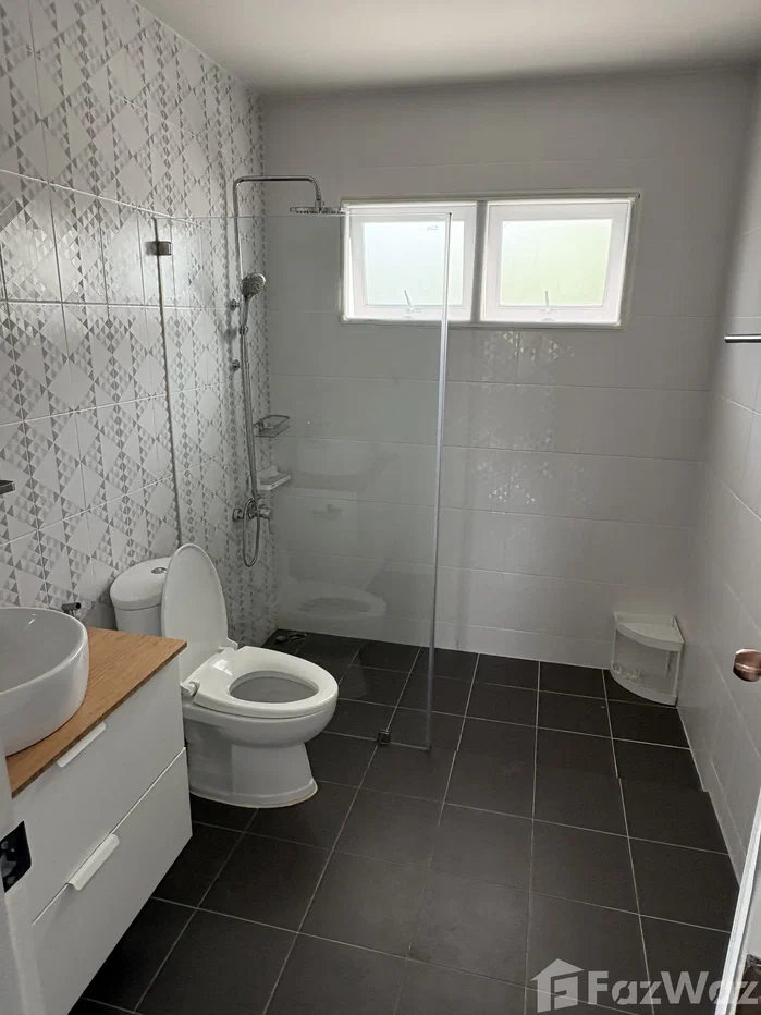 picture Spacious 4 Bedroom Family Entertainers home 6784654 - 12/24