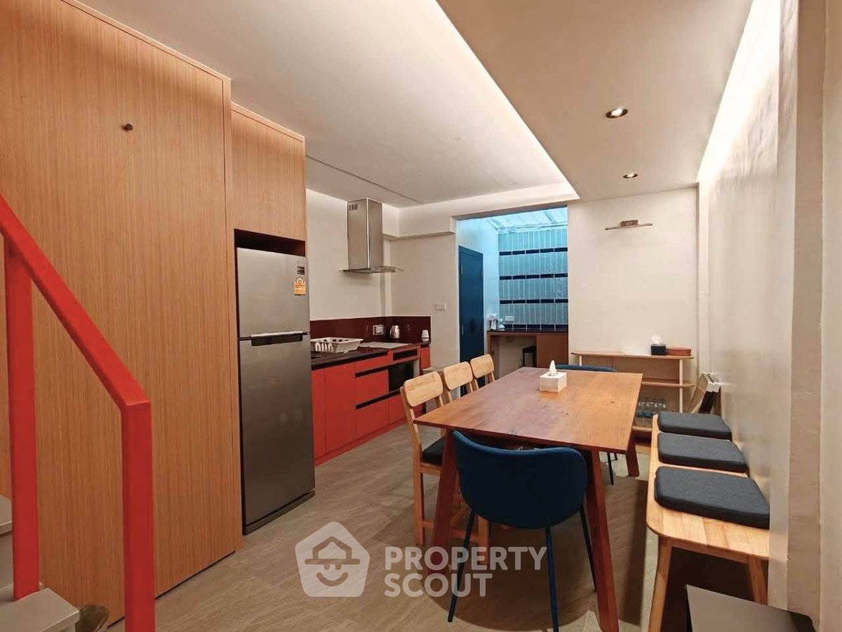 picture 9m To BTS Phra Khanong | 4-BR Townhouse In Sukhumvit (ID 3314807) - 5/18