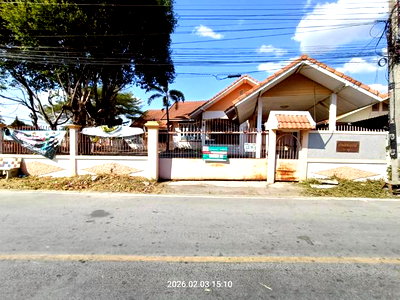 Houses for sale Lopburi : HOME 205 Sq.w. Khok Samrong Lopburi for 1.7M