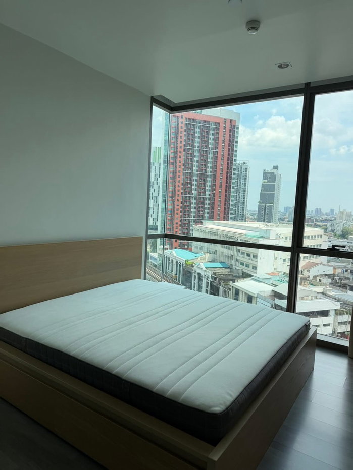 picture The Room Sukhumvit                     69  - 8/13