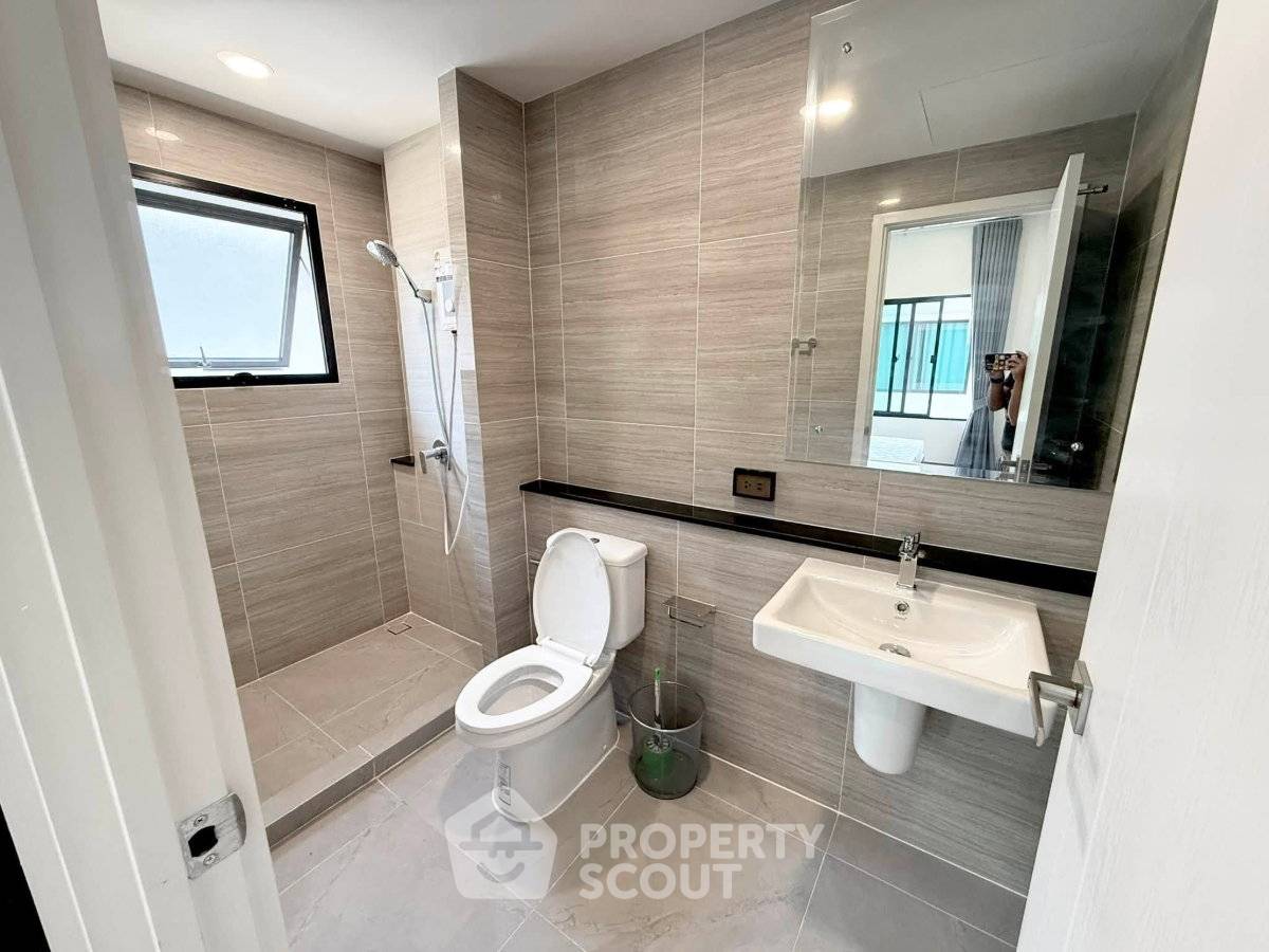 รูป บ้านเดี่ยว 4 ห้องนอน ให้เช่าในโครงการ Britania Bangna - Srivaree (ID 3317246) - รูปที่ 18/22