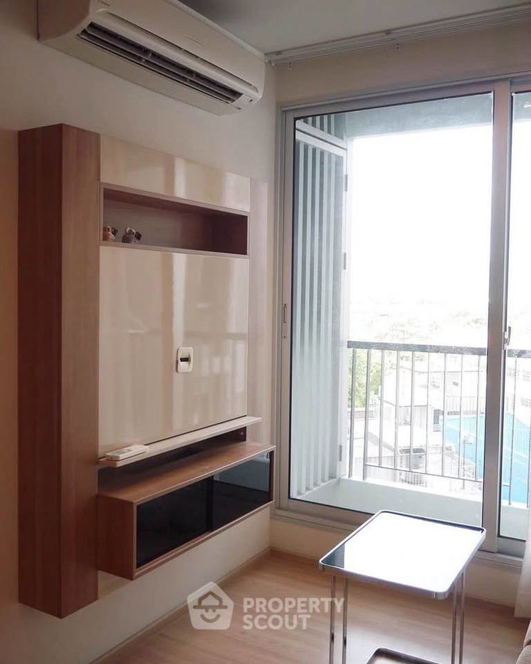 picture 300m To BTS Saphan Taksin | 1-BR Rhythm Sathorn (ID 3318469) - 3/6