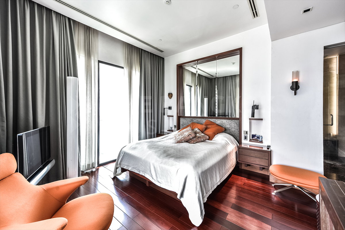รูป Hot item! 🔥 Le Raffine Sukhumvit 39 2นอน 220ตร.ม. 150k 💎 ห้องกว้างพิเศษ พร้อมความเป็นส่วนตัวสูง 🌿 ใกล้ BTS พร้อมพงษ์  - รูปที่ 4/10