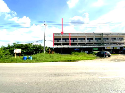 Shophouses for sale Lopburi : SHOP HOUSE 51.5 Sq.w. Phatthana Nikhom Lopburi for 3.2M