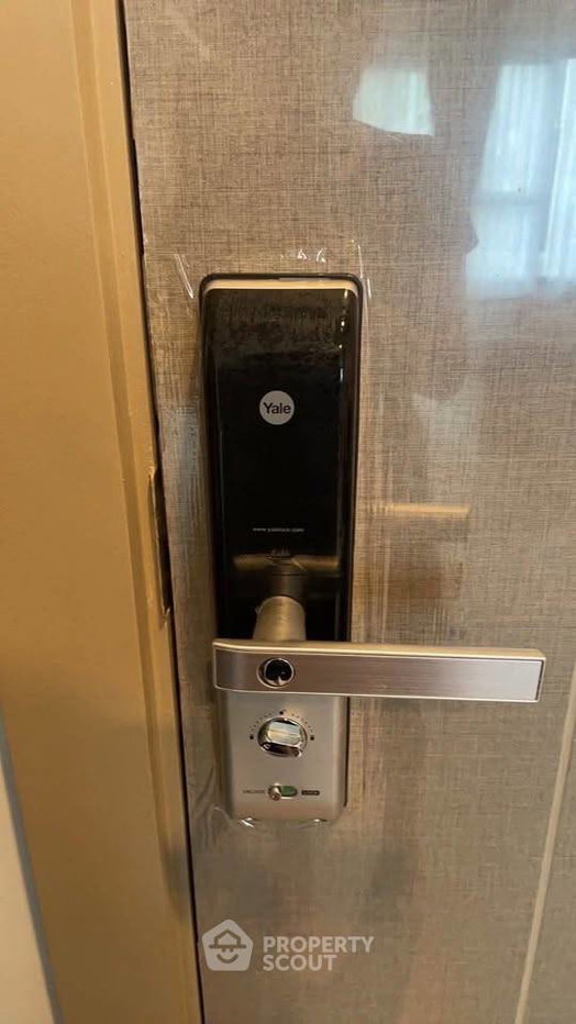 picture 1-BR Condo at Life Asoke - Rama 9 near MRT Phra Ram 9 (ID 3319576) - 9/11
