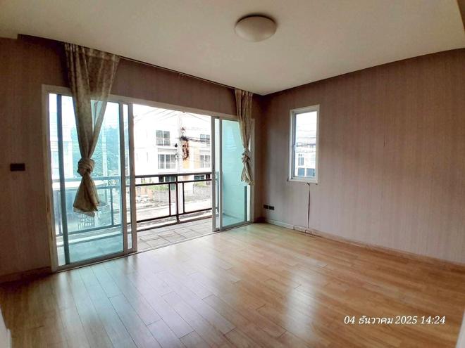picture TOWN HOUSE 25.7 Sq.w. Bang Khen Bangkok for 3.3M - 11/35