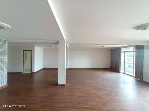 CONDO 112.2 Sq.m. Khlong Luang Pathumthani for 2.8M