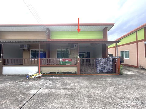 TOWN HOUSE 20.2 Sq.w. Pluak Daeng Rayong for 1.4M