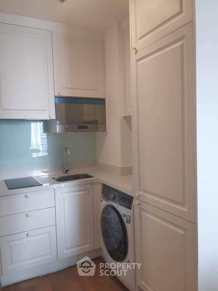 picture 2-BR Condo at Noble Be 33 near BTS Phrom Phong (ID 3219612) - 4/13