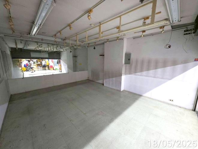 picture OFFICE 23.63 Sq.w. Pom Prap Sattru Phai Bangkok for 3.3M - 4/19