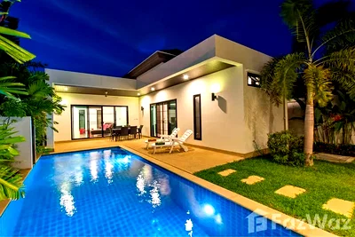 Houses for sale Ra Wai Beach Phuket : 3 Bedroom Villa for sale at Nga Chang by Intira Villas  1912013