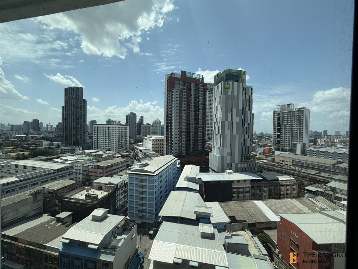 picture Life Sukhumvit 48 Looking for an owner for this special unit - 10/10