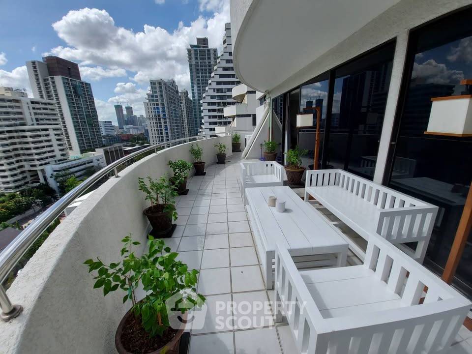 รูป คอนโด 2 ห้องนอน ขนาด 142 ตร.ม. Supalai Place Sukhumvit 39 ใกล้ BTS พร้อมพงษ์ (ID 3318099) - รูปที่ 27/30