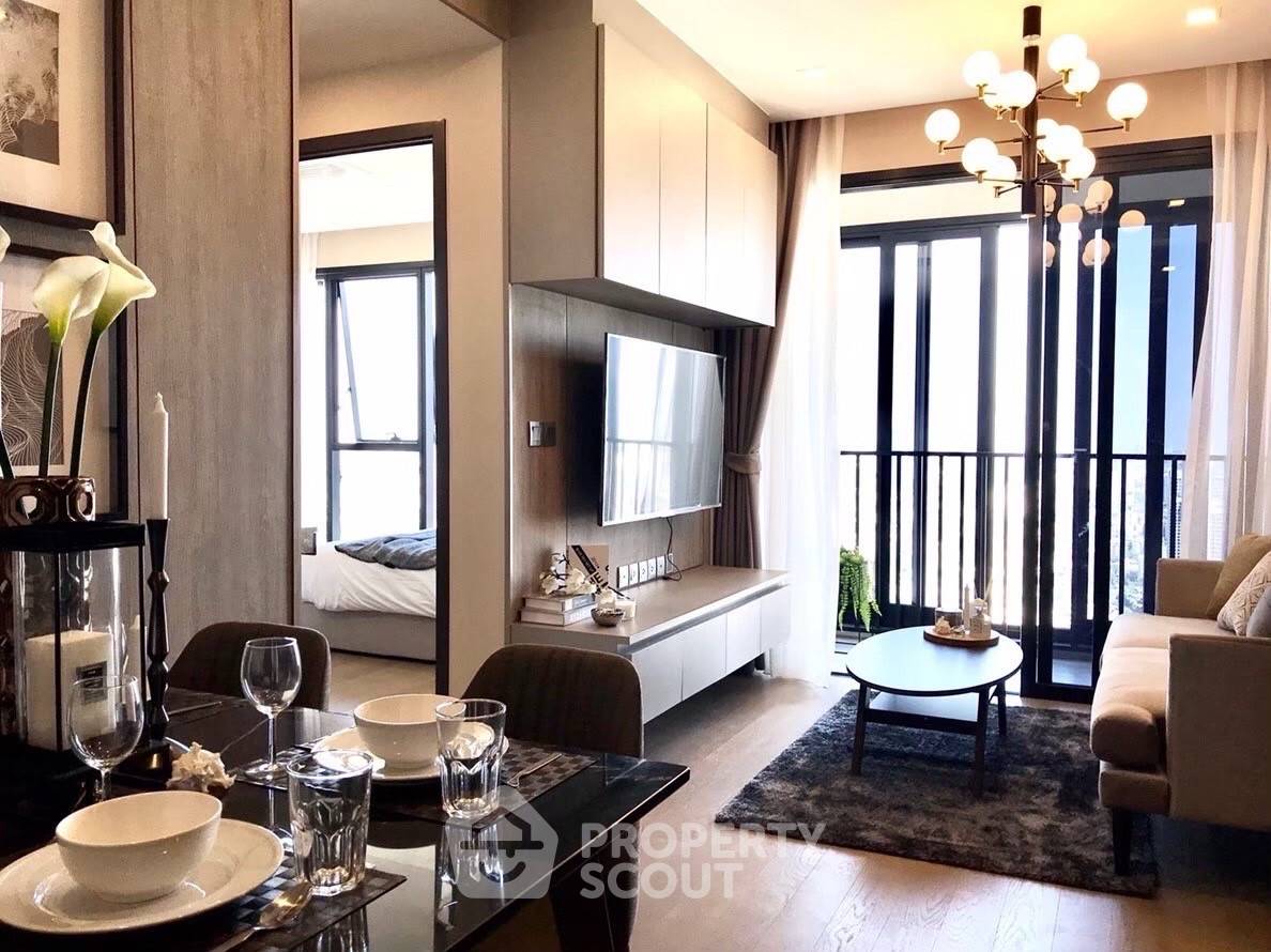 picture 45th-Floor 2-BR 70m To MRT Sukhumvit | Ashton Asoke (ID 3318782) - 1/16