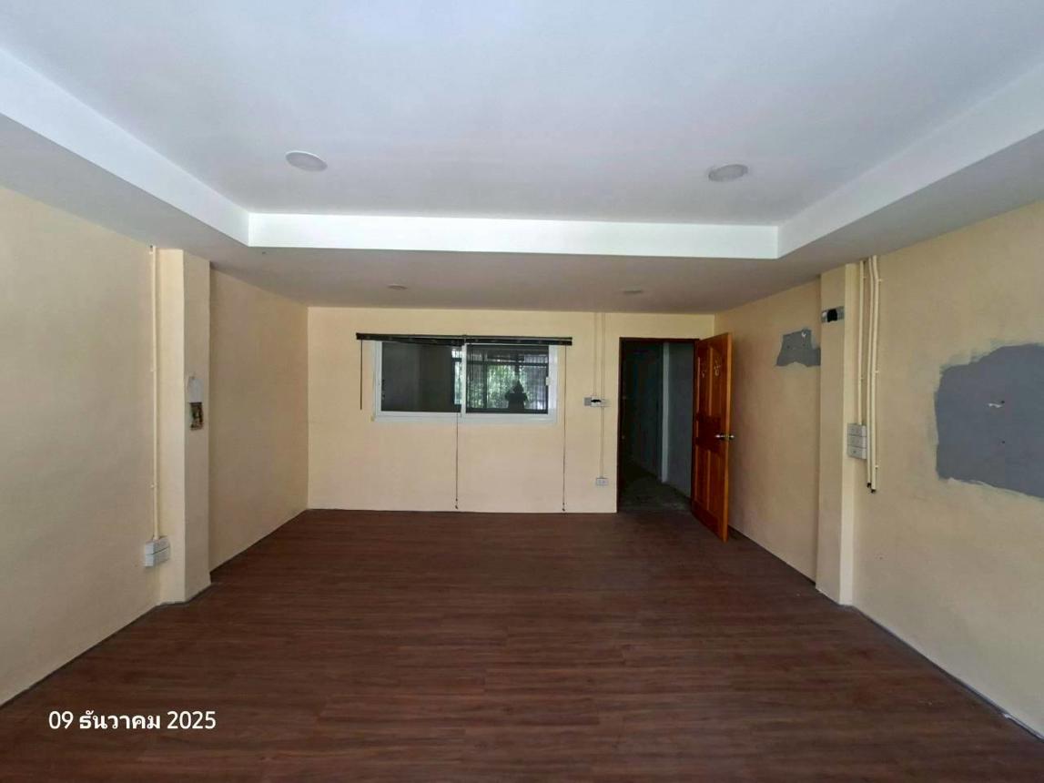 picture SHOP HOUSE 39 Sq.w. Thon Buri Bangkok for 7.5M - 33/49