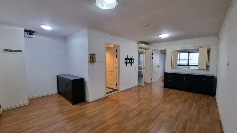 🥳Lumpini Place Narathiwasratchanakarin. Fl.9 *Near Central Rama 3💚Line id: @thefirstagent [RAR2609-2648]
